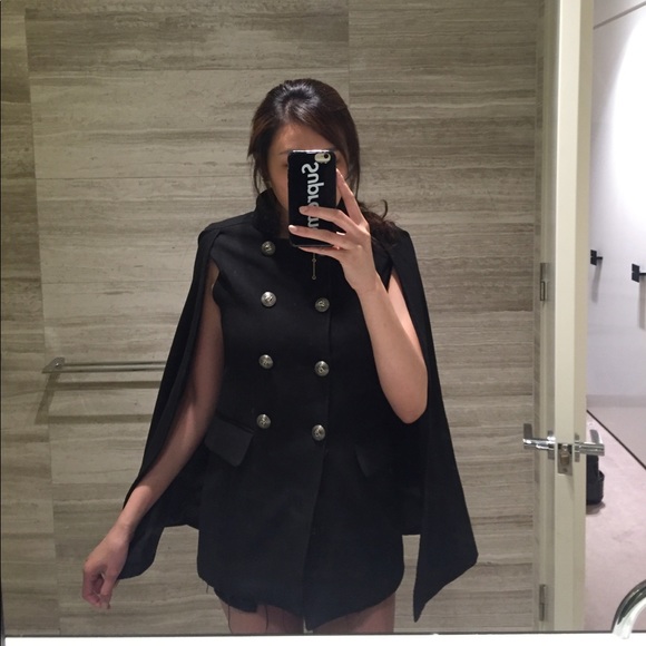 Caped Top - Picture 5 of 9